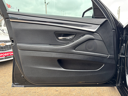 BMW 5 серии, 2013 года, пробег 204701 км