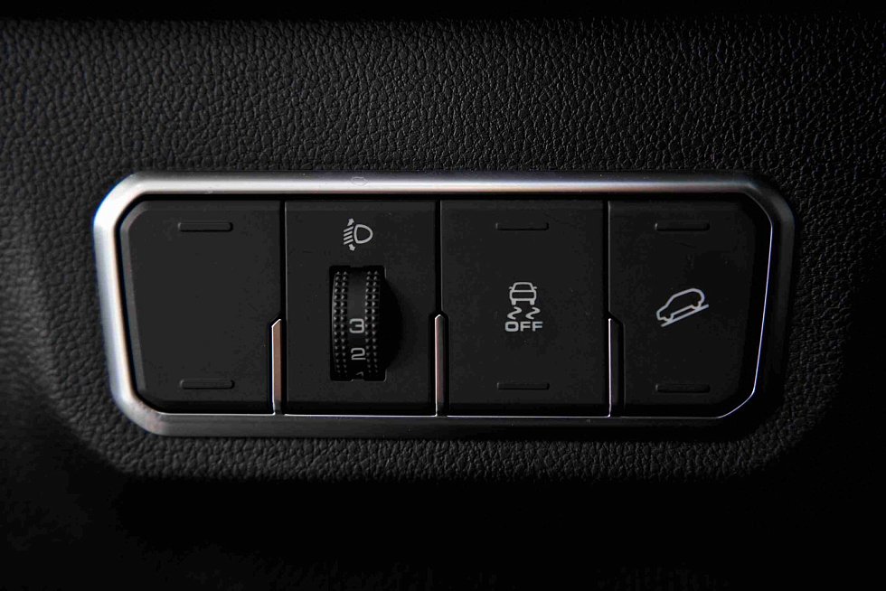 Haval M6 Оптимум, черный
