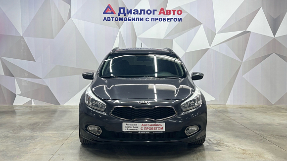 Kia Ceed Prestige, 2014 года, пробег 174996 км