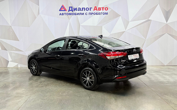 Kia Cerato Luxe, 2017 года, пробег 141853 км