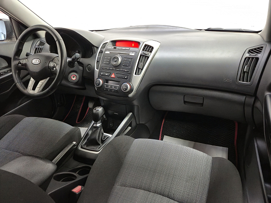 Kia Ceed, 2011 года, пробег 229248 км