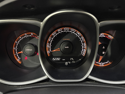 Lada (ВАЗ) Vesta Luxe Prestige (2017-2019), 2018 года, пробег 152280 км