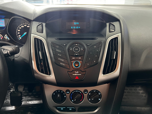 Ford Focus Trend, 2013 года, пробег 153000 км