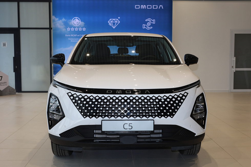 Omoda C5 Актив, белый
