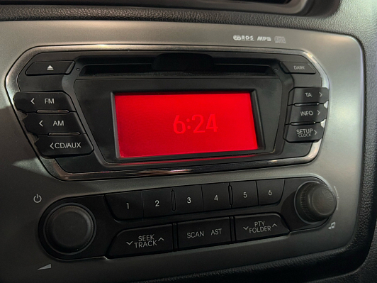 Kia Rio, 2014 года, пробег 215029 км