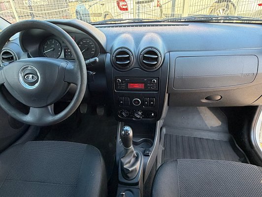 Lada (ВАЗ) Largus Luxe Prestige Glonass (5 мест) (2018-2019), 2019 года, пробег 201000 км