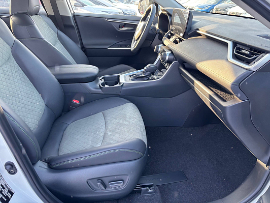 Toyota RAV4 Adventure Ultimate, 2025 года, пробег 20 км