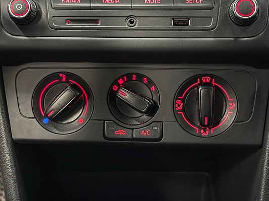 Volkswagen Polo Trendline, 2016 года, пробег 145000 км