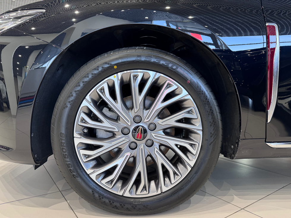 Hongqi H5 Делюкс Плюс (Deluxe+), черный
