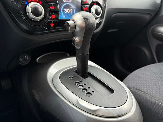 Nissan Juke SE, 2012 года, пробег 150000 км