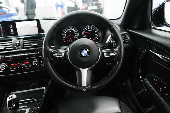 BMW 1 серии 118i Base, 2019 года, пробег 136254 км