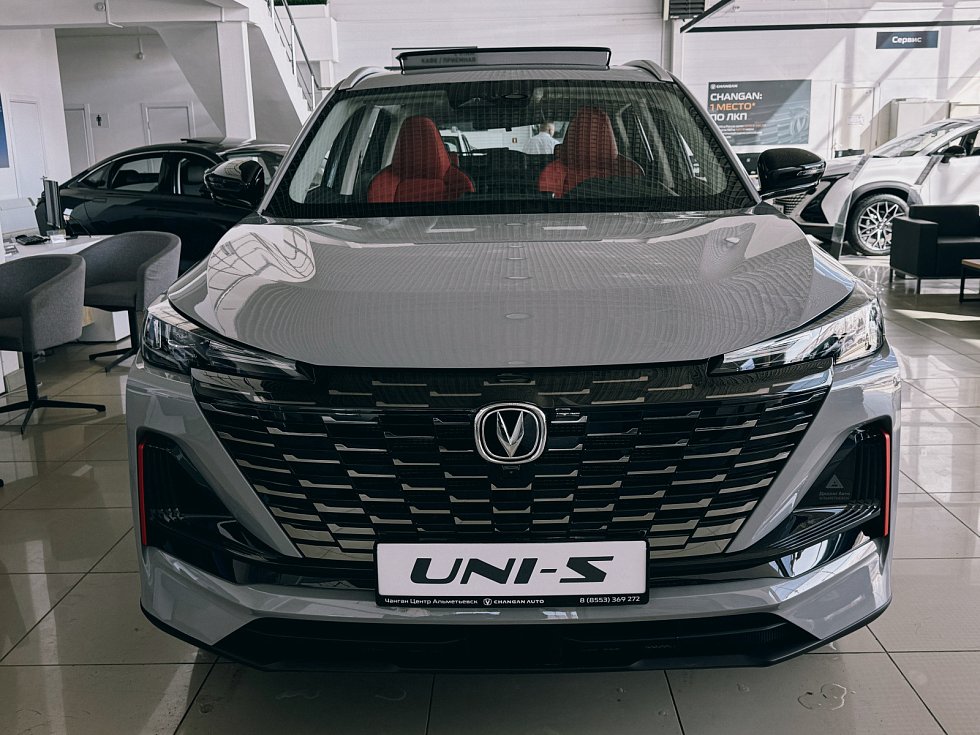 Changan UNI-S Техно, серый