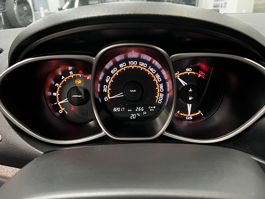 Lada (ВАЗ) Vesta Comfort, 2020 года, пробег 81800 км