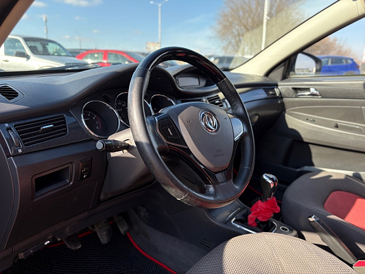 Dongfeng H30 Cross Comfort, 2015 года, пробег 105793 км