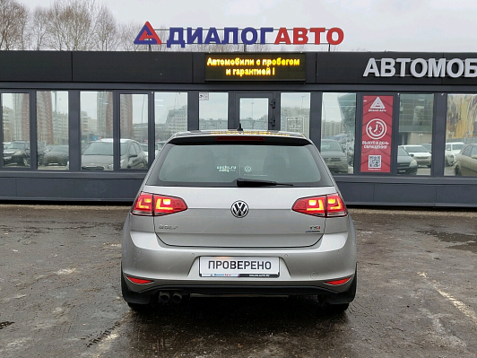 Volkswagen Golf Highline, 2013 года, пробег 153000 км