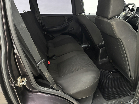 Chevrolet Niva LE+, 2016 года, пробег 180215 км