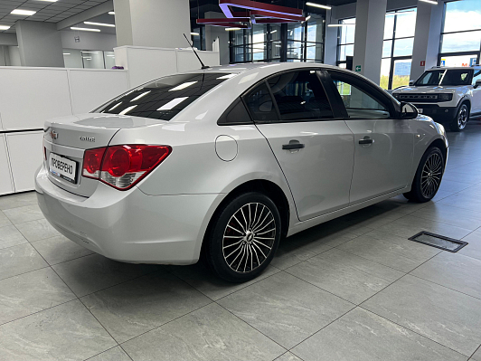 Chevrolet Cruze LS, 2010 года, пробег 217854 км