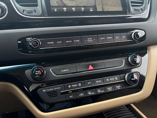 Kia Carnival, 2018 года, пробег 122150 км