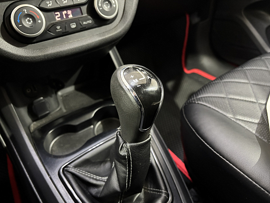 Lada (ВАЗ) Vesta Luxe Prestige (2017-2019), 2018 года, пробег 152280 км
