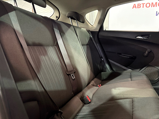 Opel Astra Essentia, 2011 года, пробег 348000 км