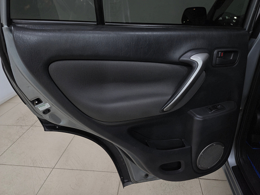 Toyota RAV4, 2005 года, пробег 472147 км