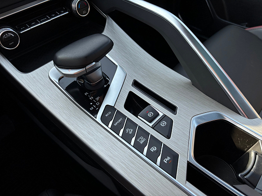 Geely Coolray Flagship, 2023 года, пробег 32200 км