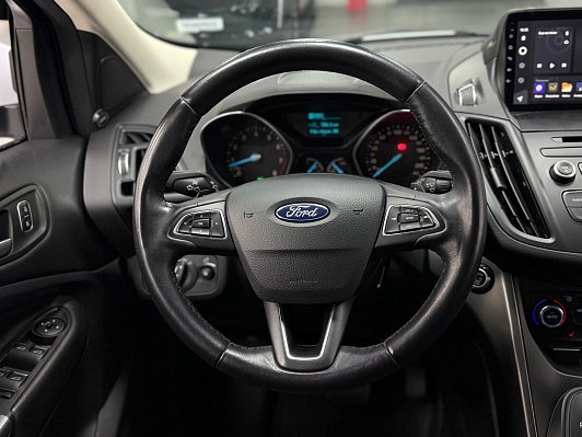 Ford Kuga Titanium, 2017 года, пробег 89901 км