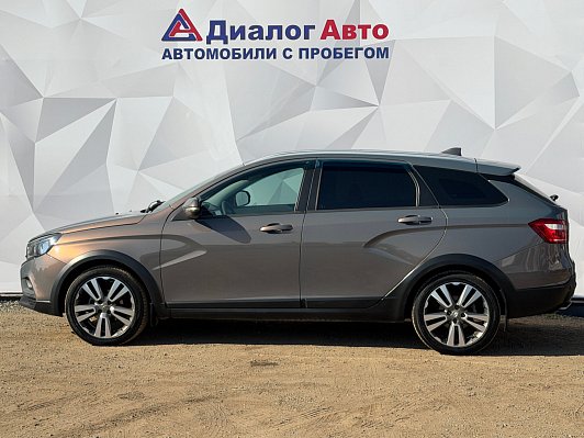 Lada (ВАЗ) Vesta Luxe Multimedia, 2019 года, пробег 149000 км