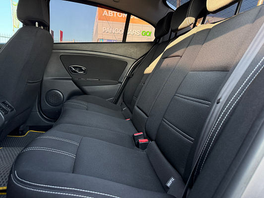 Renault Fluence Expression, 2013 года, пробег 177500 км