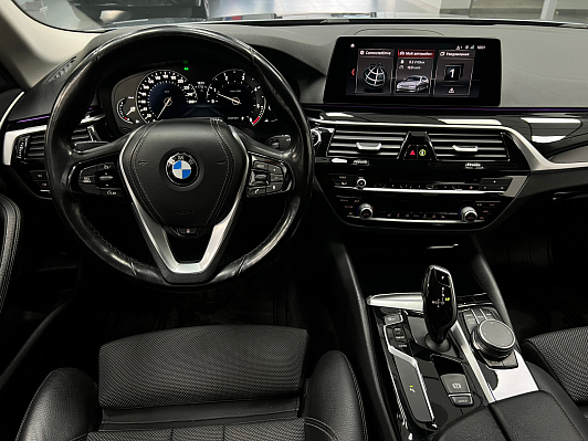 BMW 5 серии, 2019 года, пробег 119990 км