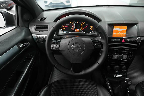 Opel Astra, 2007 года, пробег 251460 км