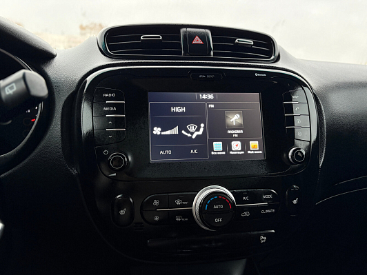 Kia Soul Luxe, 2018 года, пробег 106512 км