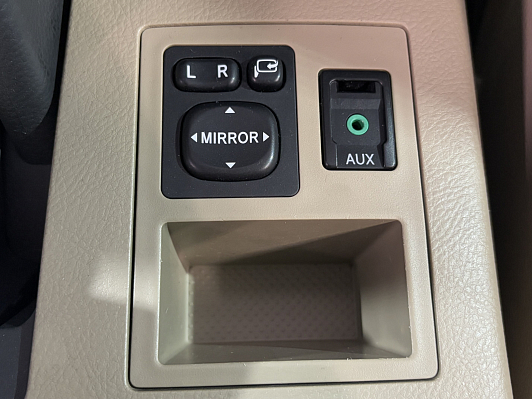Toyota RAV4, 2010 года, пробег 178807 км