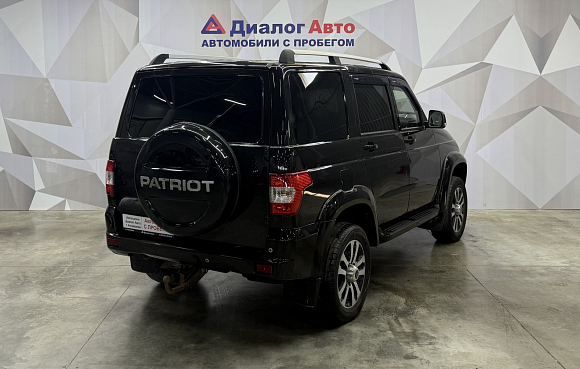 УАЗ Patriot, 2015 года, пробег 245647 км