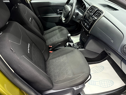 Renault Sandero Privilege, 2015 года, пробег 102463 км