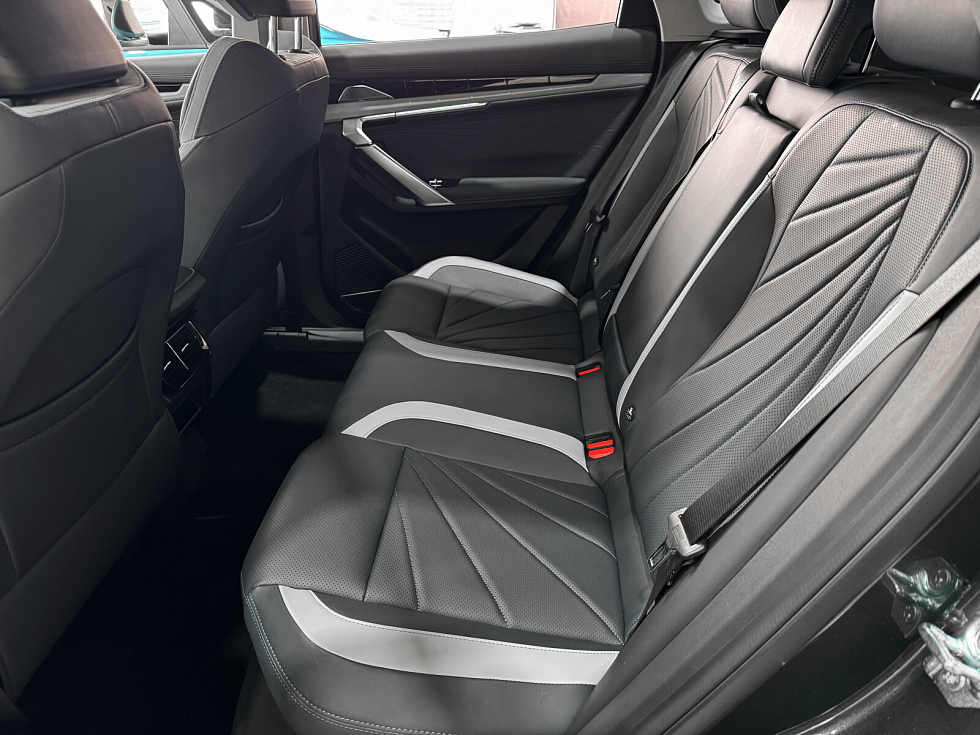 Geely Atlas Flagship Sport, зеленый