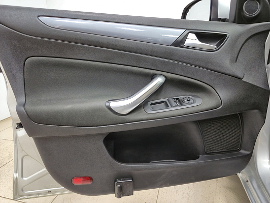 Ford Mondeo Ambiente, 2011 года, пробег 186813 км