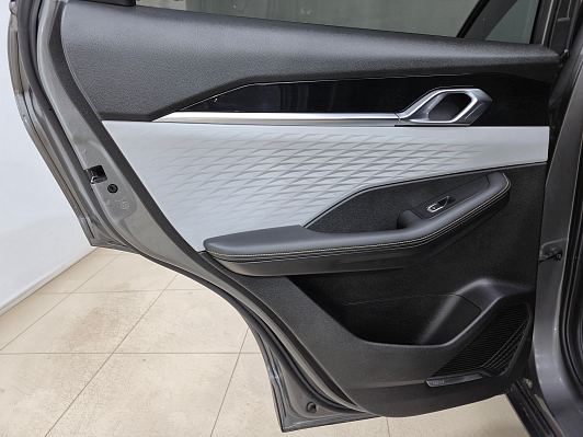 Geely Coolray Champion edition (Binyue Cool), 2023 года, пробег 27034 км