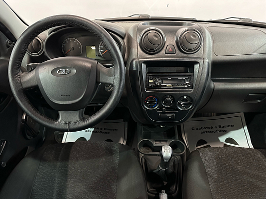 Lada (ВАЗ) Granta, 2018 года, пробег 138000 км