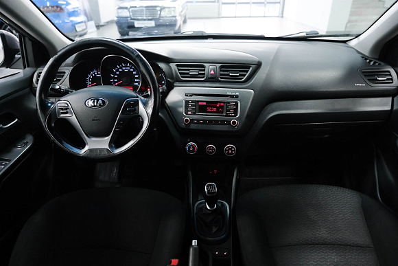 Kia Rio Luxe, 2015 года, пробег 182000 км
