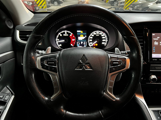 Mitsubishi Pajero Sport Intense, 2021 года, пробег 122000 км