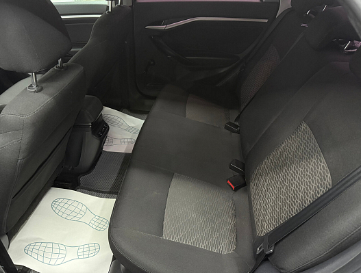 Lada (ВАЗ) Vesta Comfort Multimedia, 2018 года, пробег 142975 км