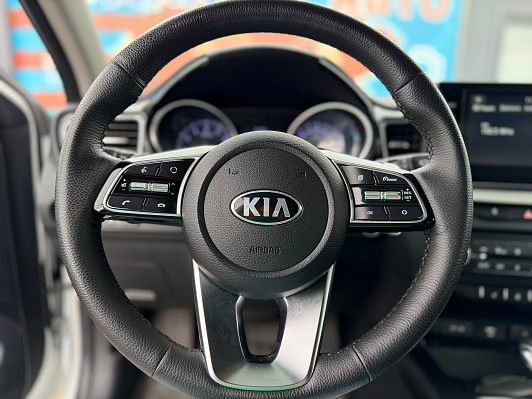Kia Ceed Prestige, 2020 года, пробег 171082 км