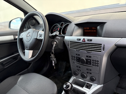 Opel Astra Cosmo, 2012 года, пробег 195672 км