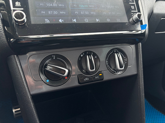 Volkswagen Polo Drive, 2018 года, пробег 225000 км