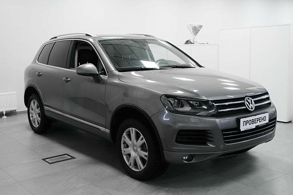 Volkswagen Touareg, 2011 года, пробег 261000 км