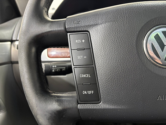 Volkswagen Touareg, 2004 года, пробег 437077 км