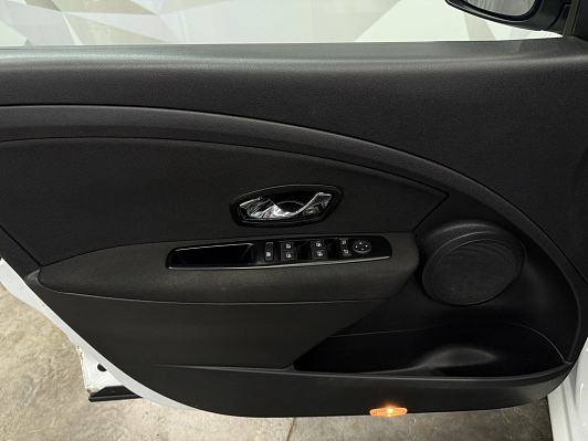 Renault Fluence Authentique 2015, 2013 года, пробег 189223 км