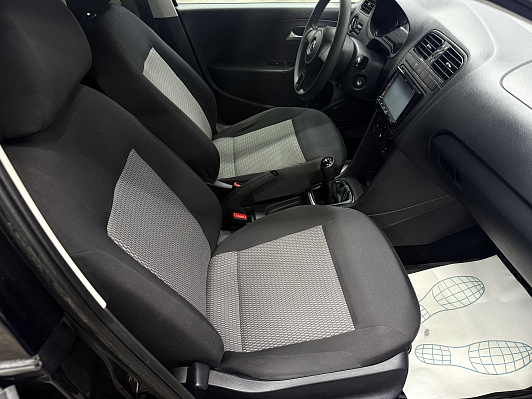 Volkswagen Polo Comfortline, 2014 года, пробег 92385 км
