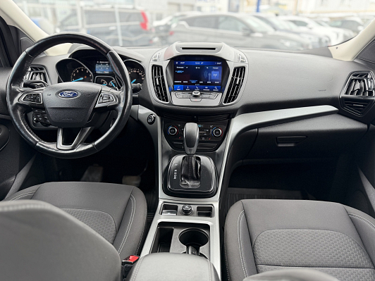 Ford Kuga Trend, 2017 года, пробег 154782 км